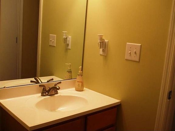 First floor powder room