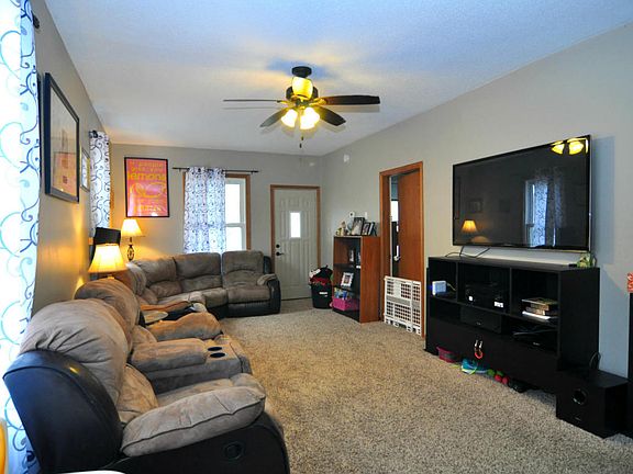 4th image of 307 W 21st St