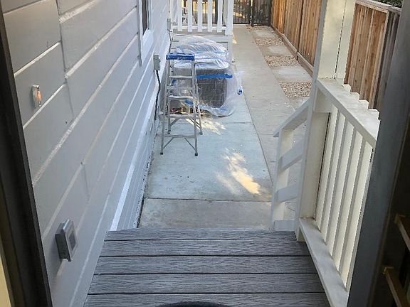 4th image of 227 N 6th St #2