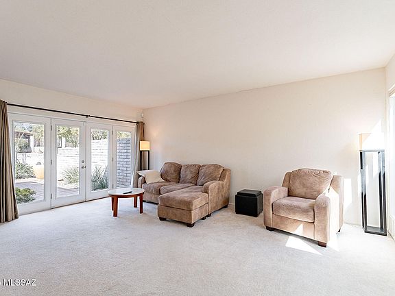5th image of 5658 N Calle De La Reina