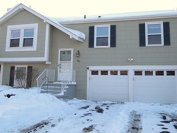 2nd image of 141 Willow Pond Way