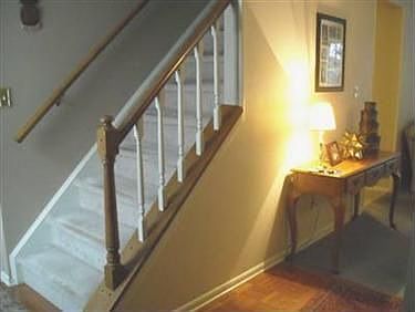 2nd image of 1459 White Oak Dr NE