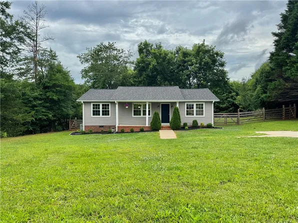 413 Jule Merck Rd, Norris, SC 29667