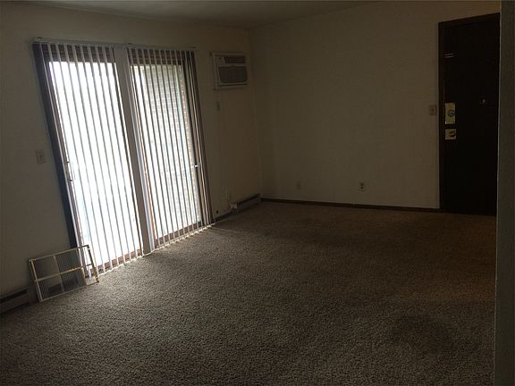 2nd image of 4604 Governors Dr APT 6