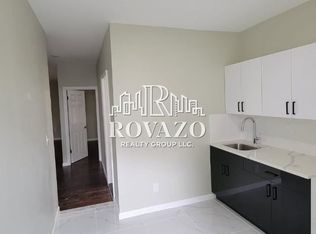 24 S 17th St #11111994, East Orange, NJ 07018