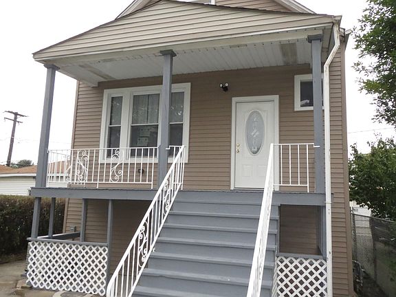 3rd image of 2520 S 57th Ct