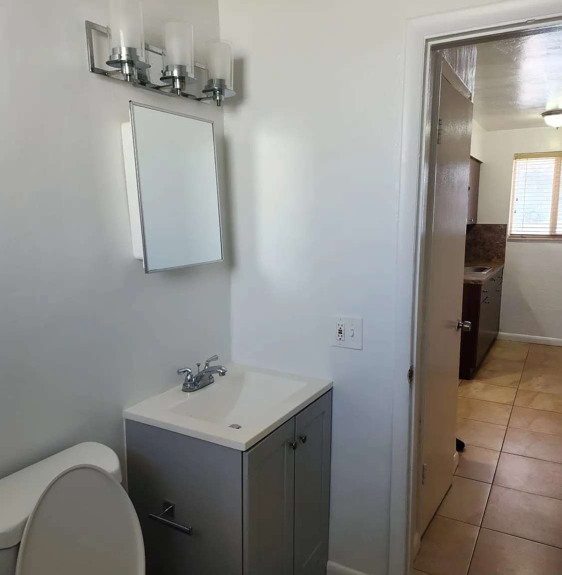 1 bed, 1.0 bath, 650 sqft, $1,450 — Photo 1
