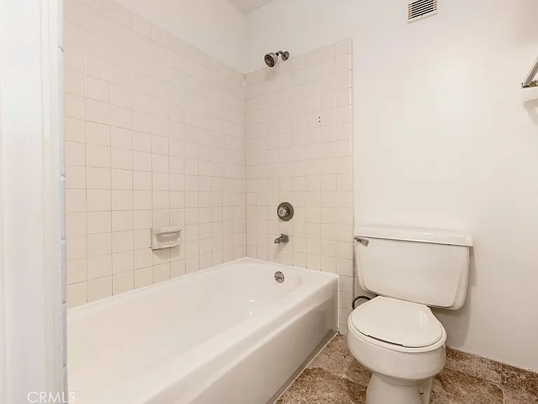 1750 E Ocean Blvd #201 — Photo 14