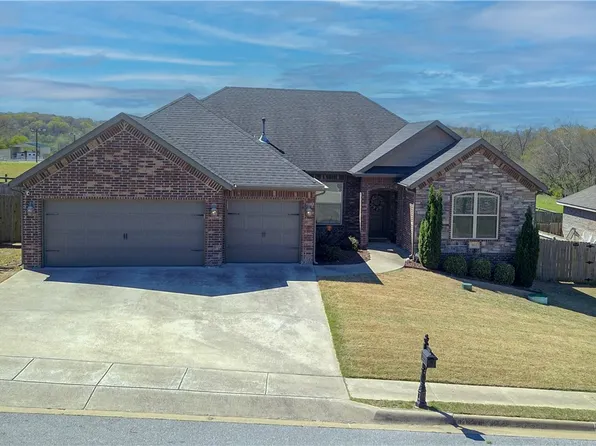 903 Ravine St, Cave Springs, AR 72718