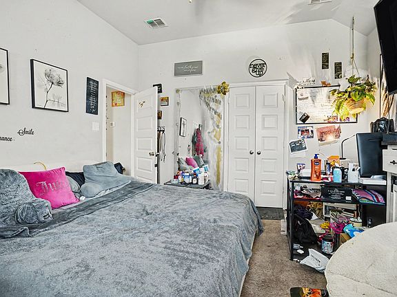 5th image of 5211 Amistad Ave