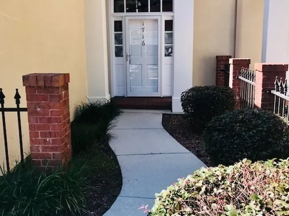 1716 Villa Dr, Moultrie, GA 31768