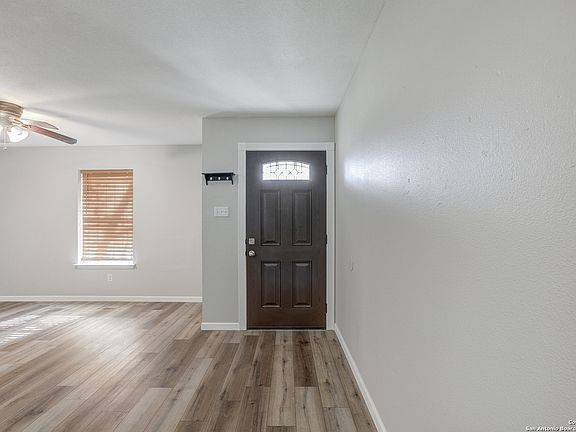 5th image of 9230 EMERALD PORT DR