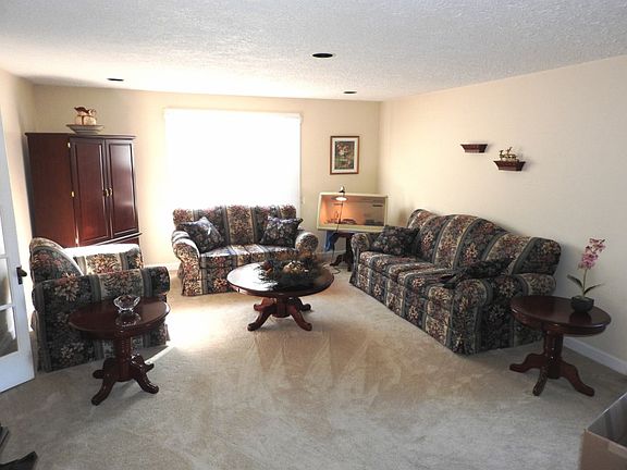 2nd image of 1101 Bristol Dr