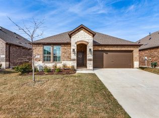 11021 Klondike Ln, Aubrey, TX 76227