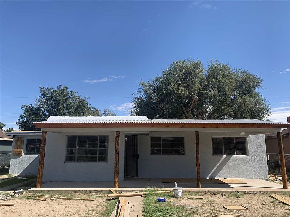 1st image of 807 N Orchard Ave