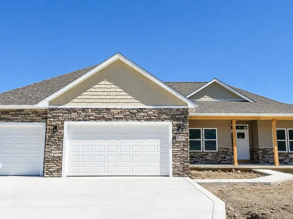 4958 Thompson Heights Dr, Adrian, MI 49221