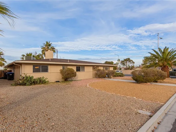 2304 Llewellyn Dr, Las Vegas, NV 89102