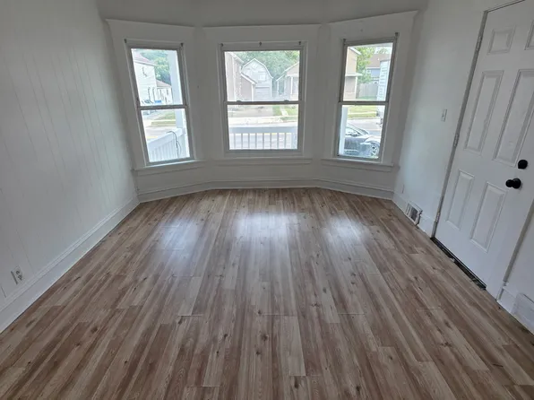 123 Maple Ave, Dunkirk, NY 14048