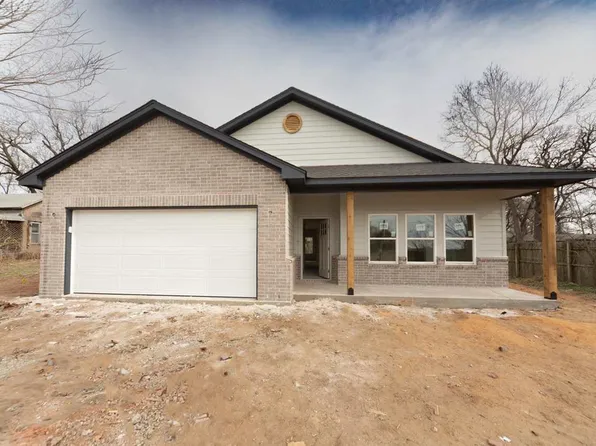 518 S Main St, Perkins, OK 74059