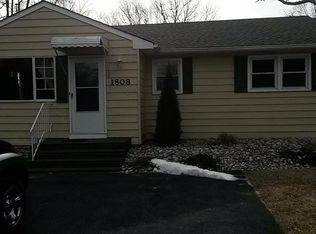 1808 Winslow Rd, Williamstown, NJ 08094