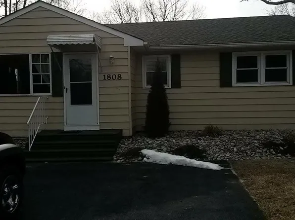 1808 Winslow Rd, Williamstown, NJ 08094