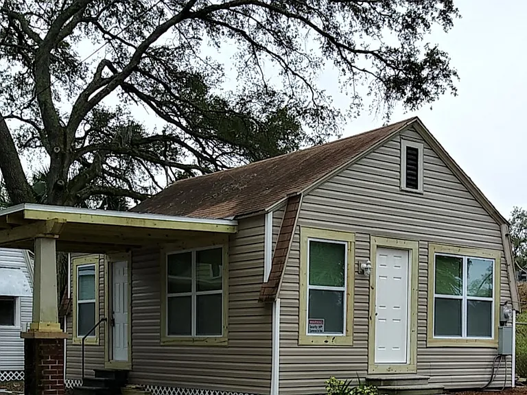701 E Hanlon St — Photo 11