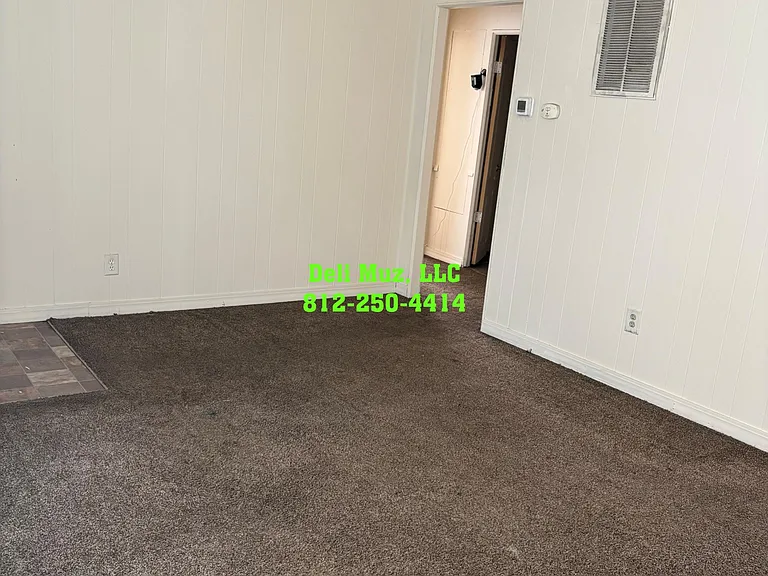 2010 Harding Ave — Photo 8
