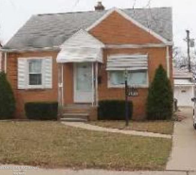1st image of 23030 Harmon St