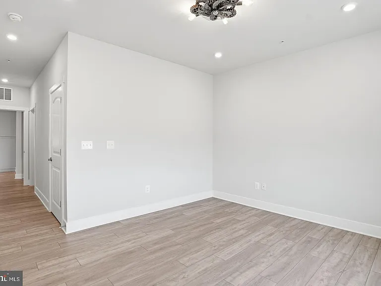 111 Marshgrass Way #22 — Photo 23
