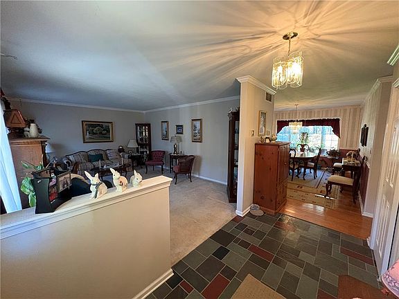 2nd image of 4655 Overlook Rd N