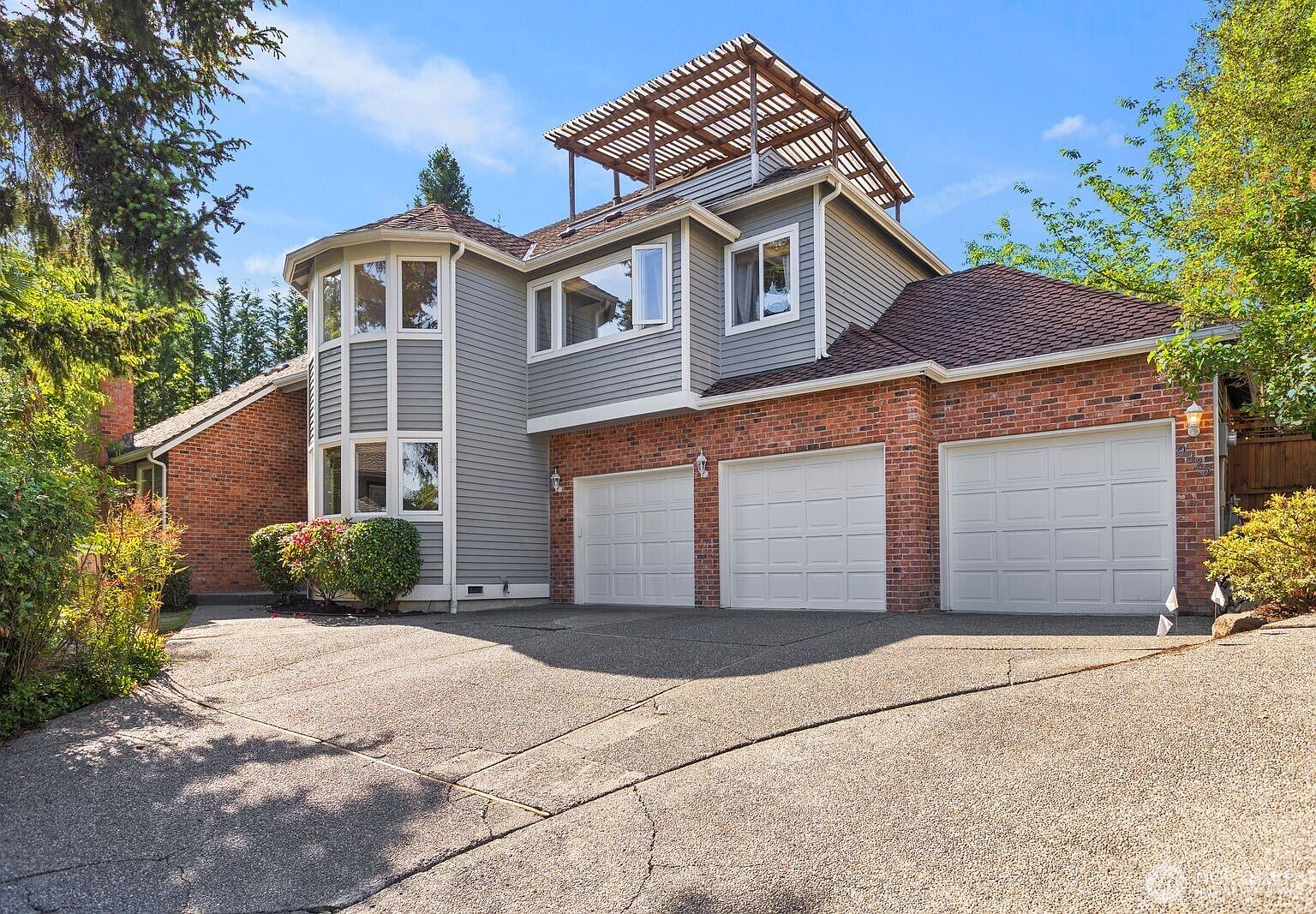 9925 SE 5th Street, Bellevue, WA 98004 | MLS #2523682 | Zillow