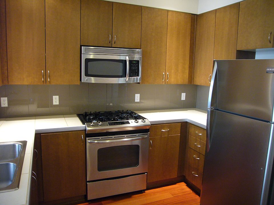 1st image of 15123 NE 81st Way Unit 204