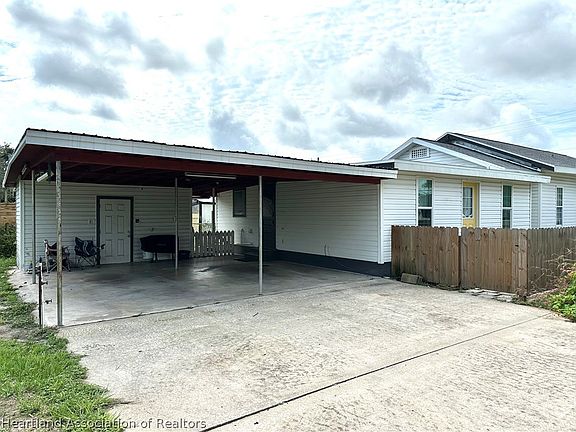 5th image of 814 Louisiana St