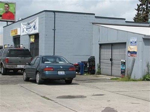 3rd image of 20856 International Blvd