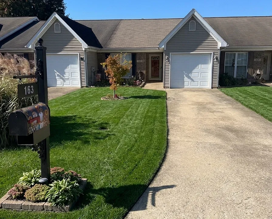163 Frank Ln