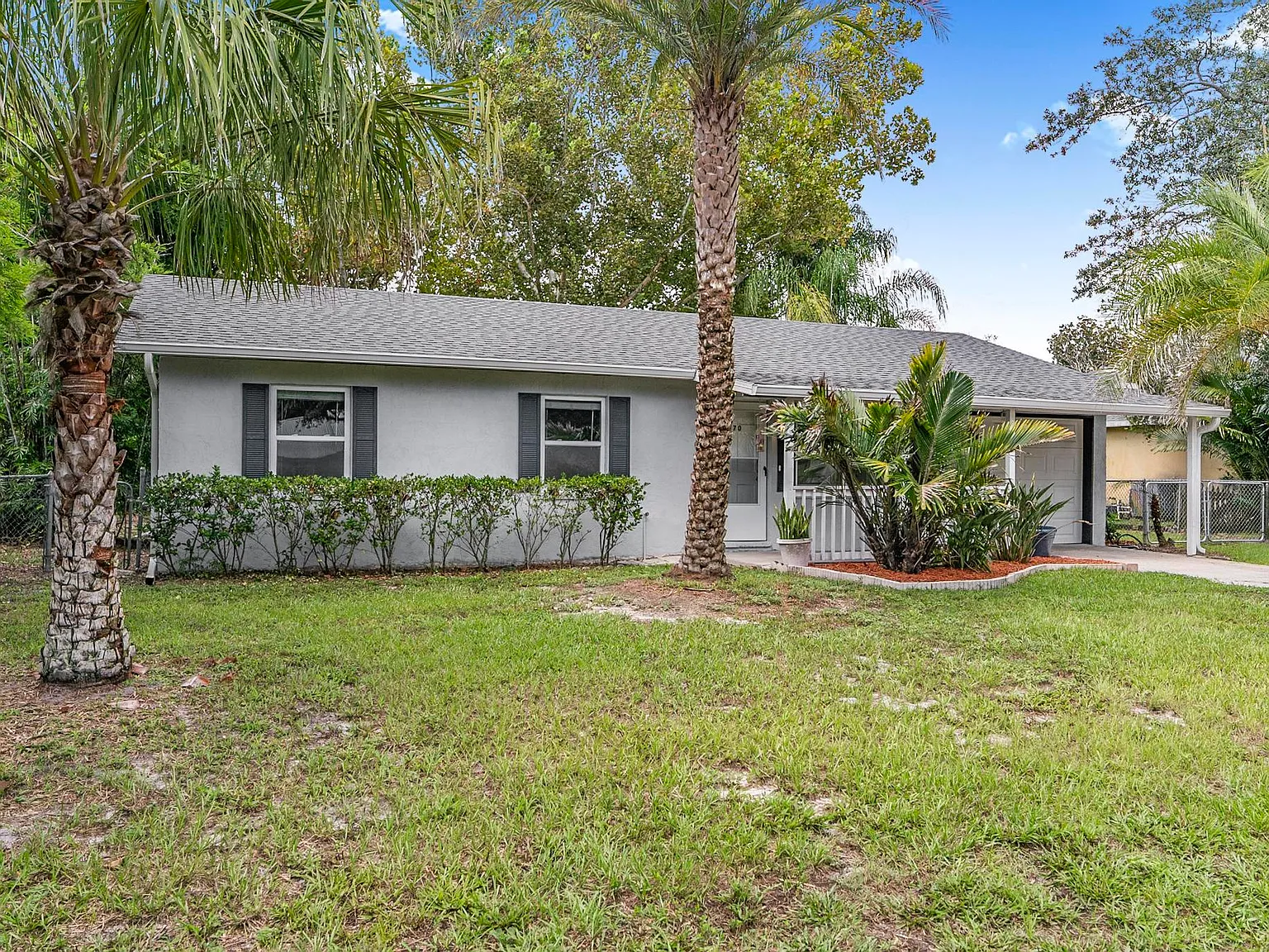 3 bed, 1602 sqft, $2,200 — Photo 3