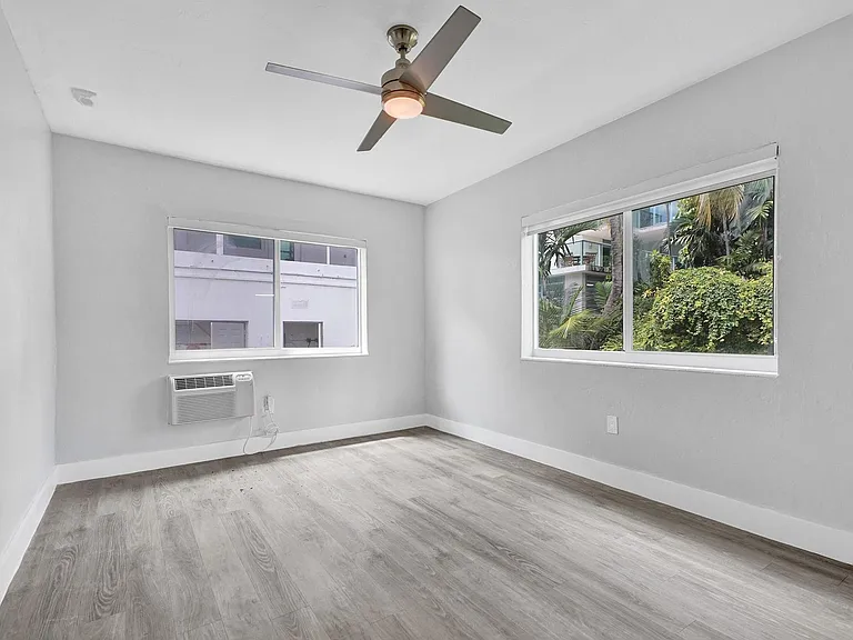 9200 East Bay Harbor Drive — Photo 26