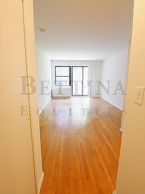 2nd image of 434 E 84th St APT 2C