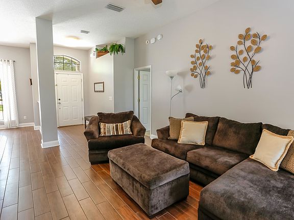 4th image of 5991 Long Cove Dr