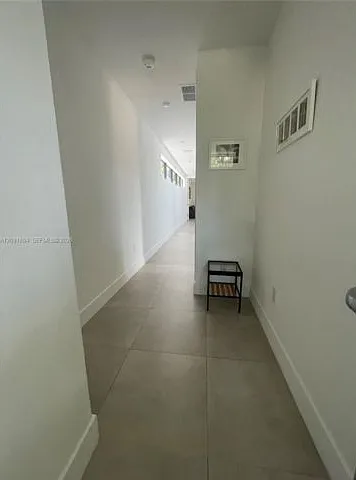 2740 SW 29th Ave — Photo 11
