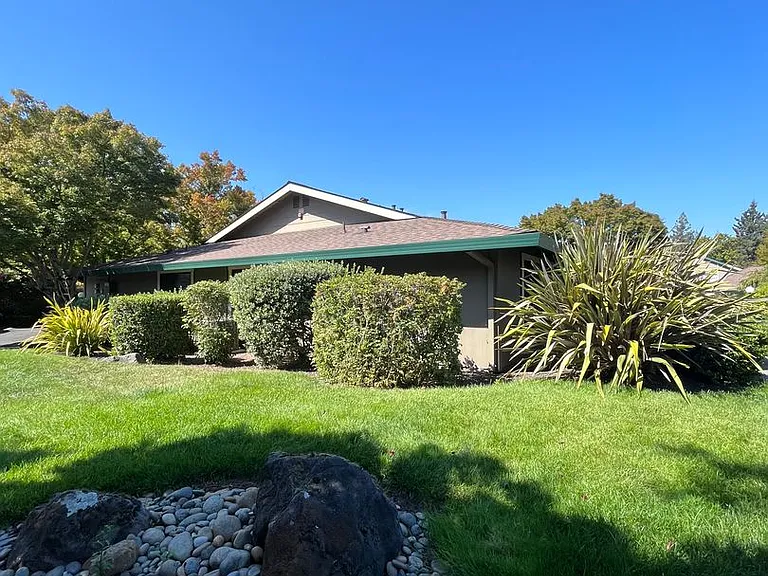 6164 Country Club Dr — Photo 20