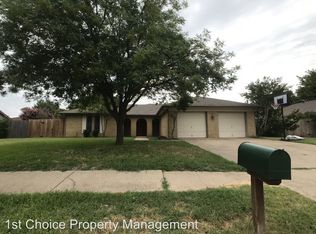 7204 Stonybrooke Dr, North Richland Hills, TX 76182