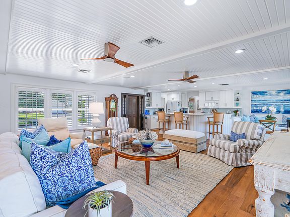 5th image of 626 Westwind Dr