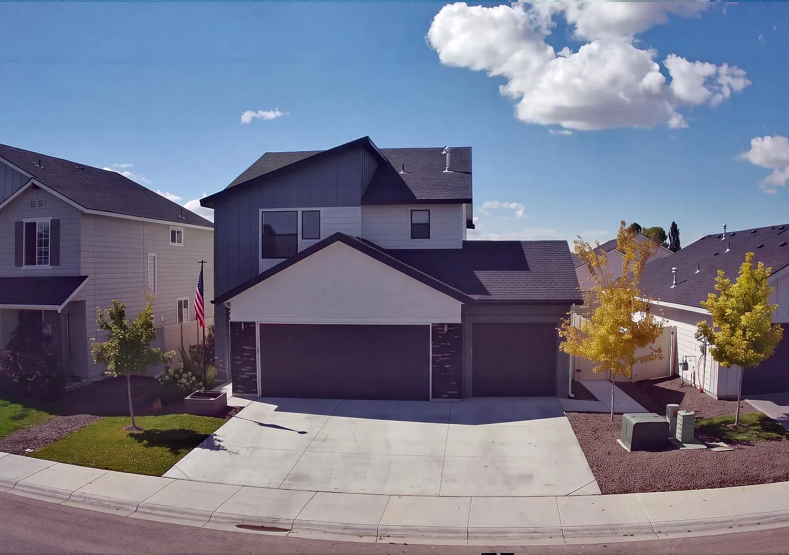 149 N Coltsfoot Ave — Photo 1