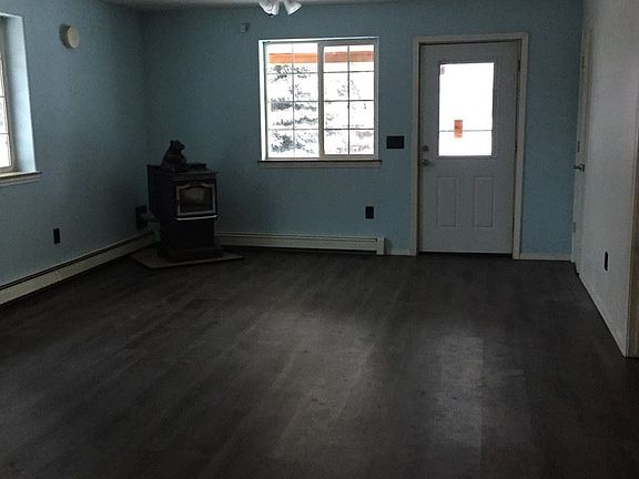 4th image of 120 E 6th Ave