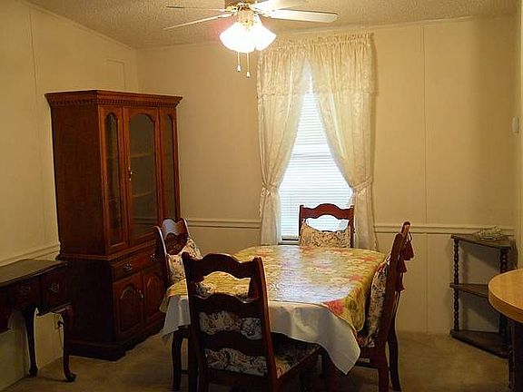 4th image of 12 Key West Dr