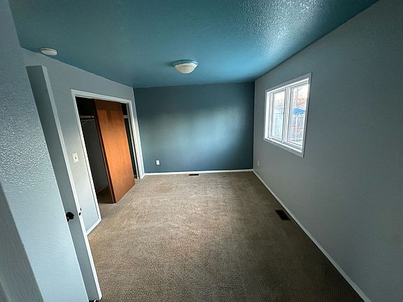 5th image of 850 W Edinborough Dr