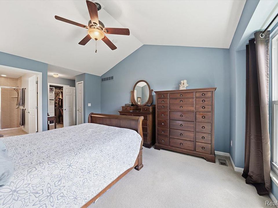 57549 Windmill Point, photo 13