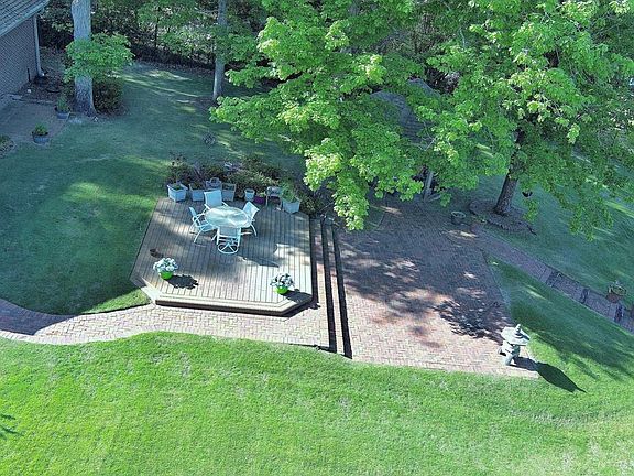 5th image of 7281 Stillwater Dr
