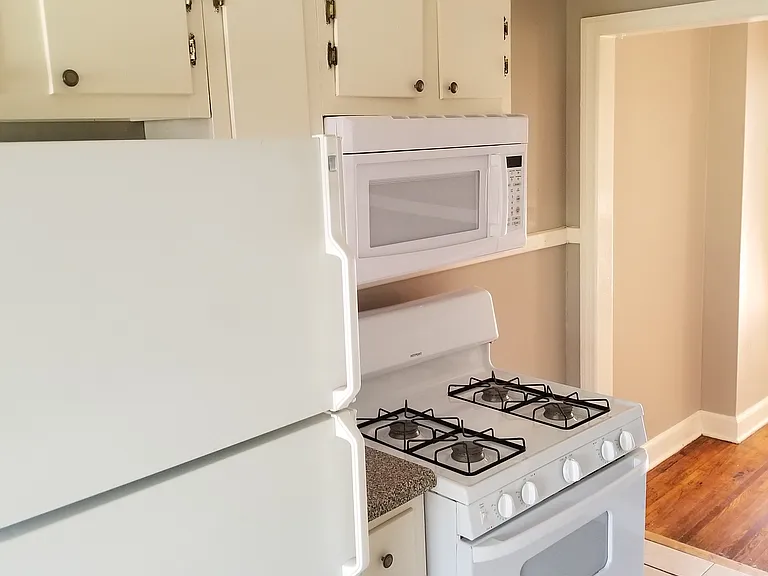 38 S Bingham St #38 — Photo 7